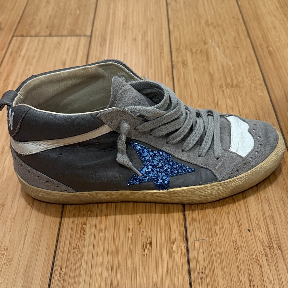 Women’s Golden Goose Gray and Blue Star Sneakers